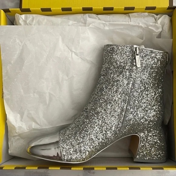 New Circus NY by Sam Edelman Women's Osten Ankle Boot Bootie Silver Glitter NIB - Picture 7 of 11